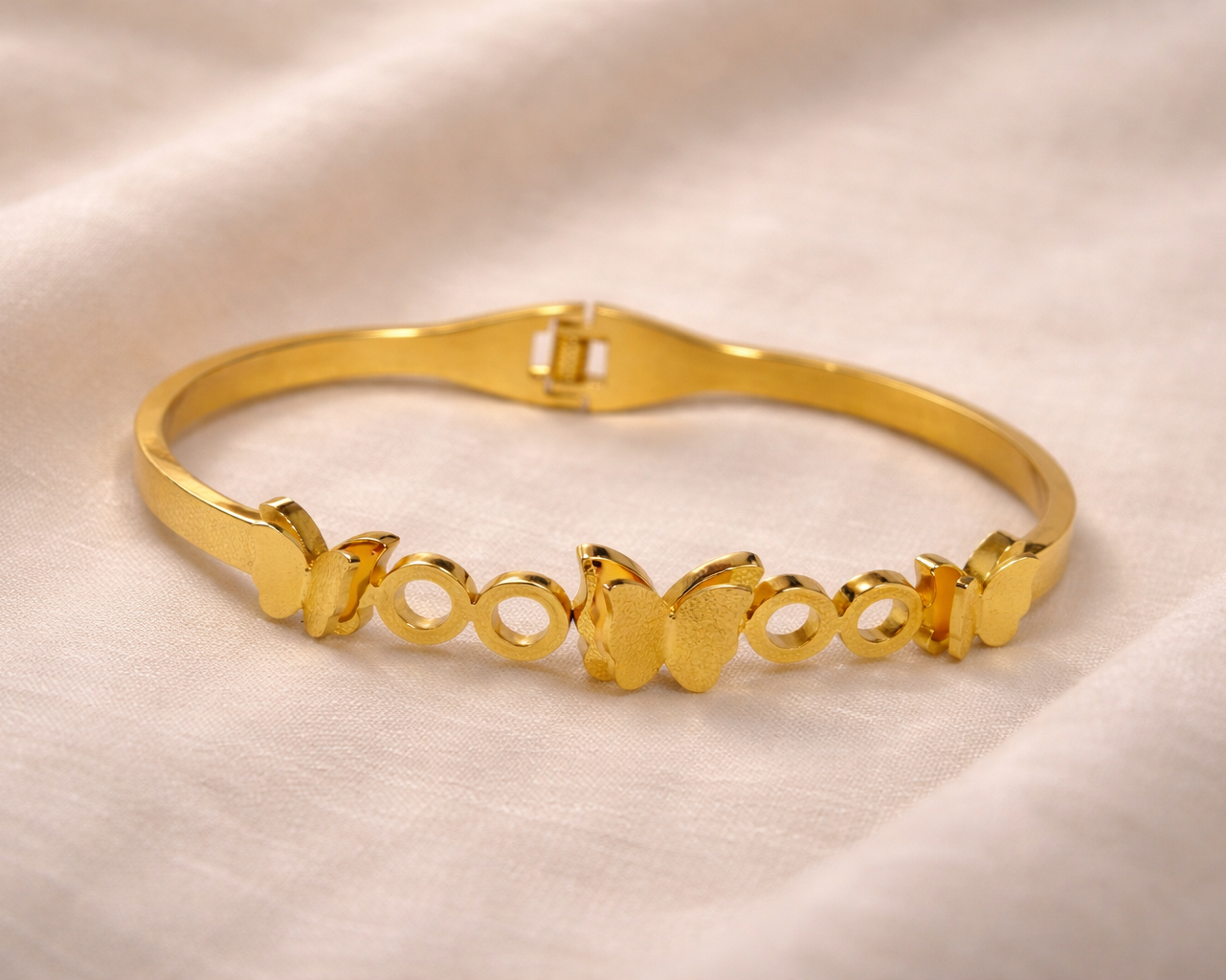 Butterfly Garden Bangle(Anti-tarnish)-Elegant & Timeless