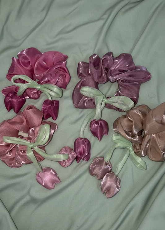 Tulip Scrunchie