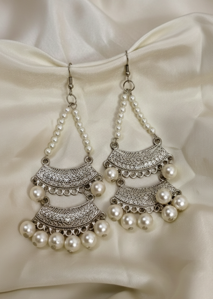 Layered Oxidized Pearl Jumka