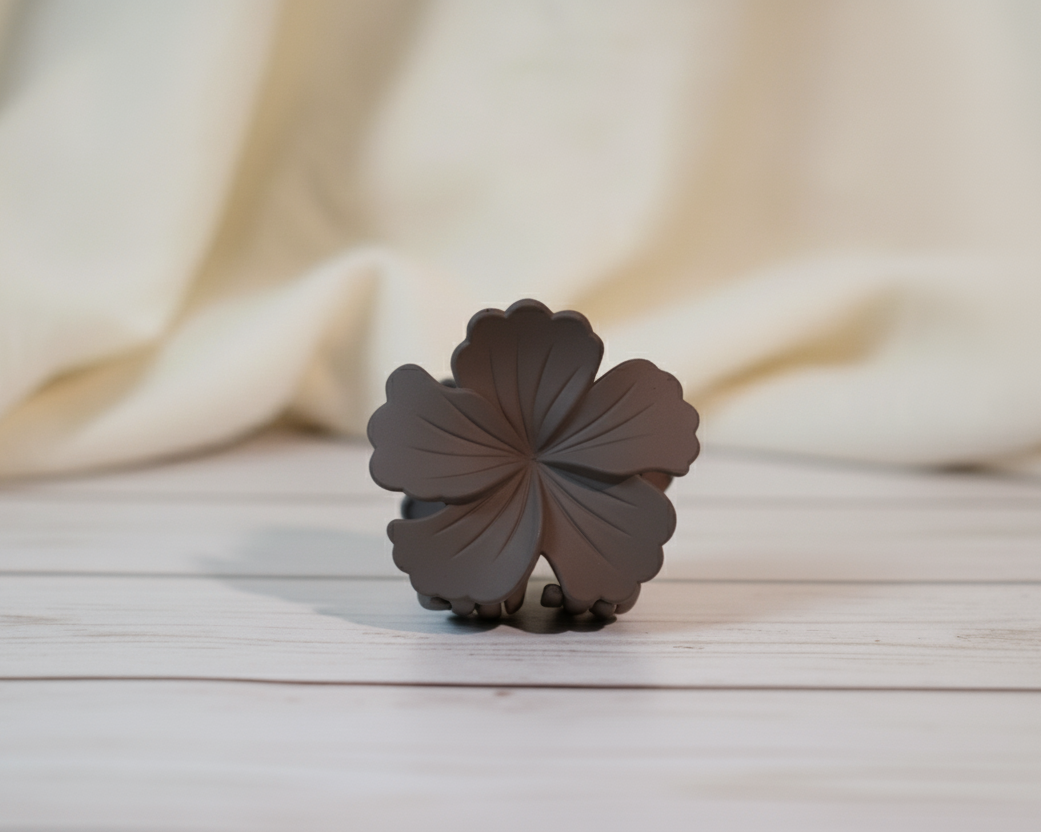 flower shaped claw clips