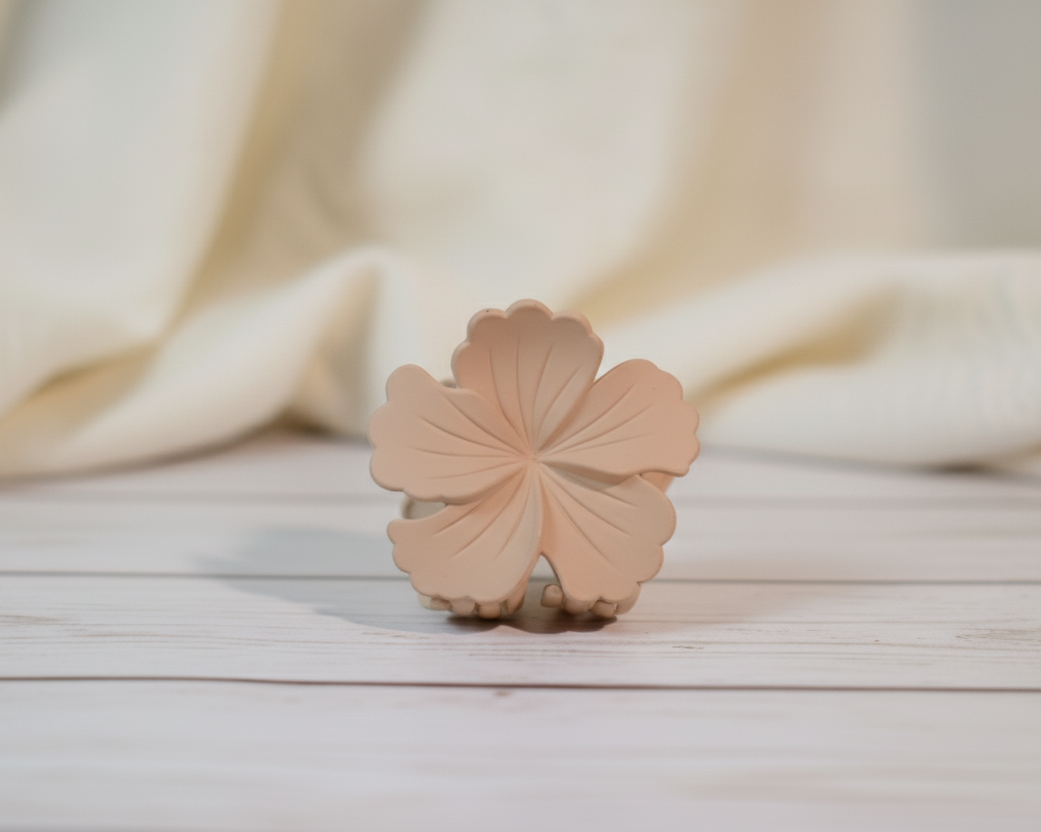 flower shaped claw clips